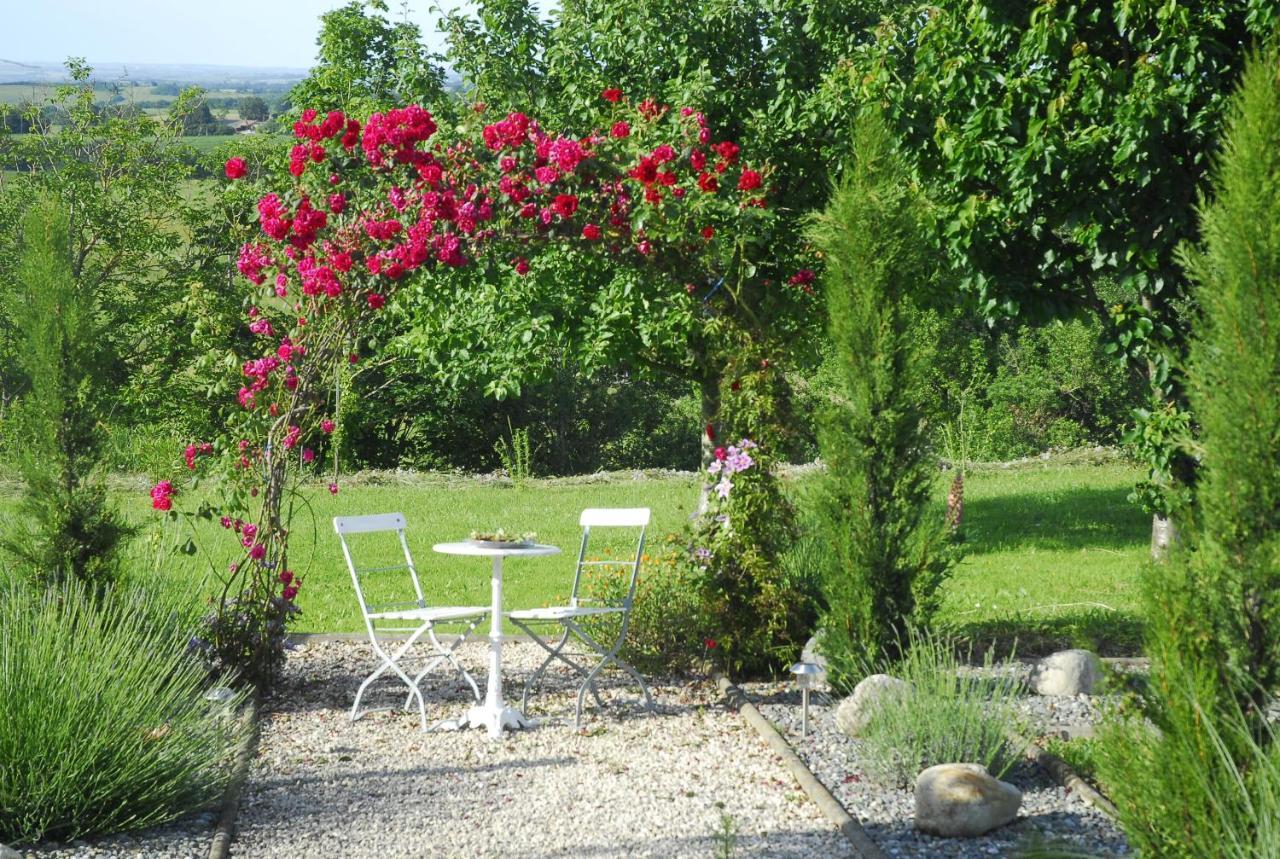 Ferienwohnung Au Pajot Ambax Extérieur photo